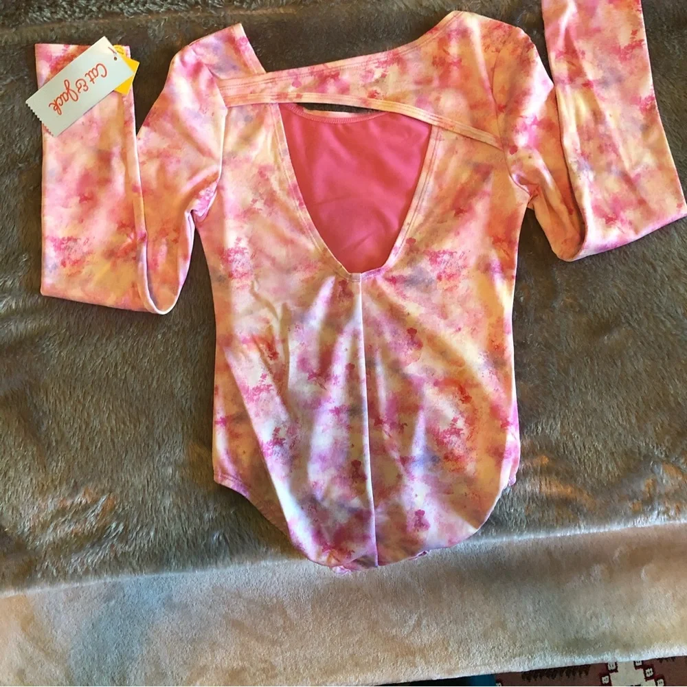 NWT Cat &Jack Girls Long Sleeve Wicking color Pink Size M(7/8)